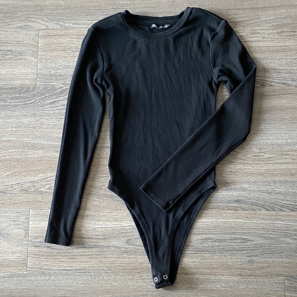 Zara Black Long Sleeve Bodysuit